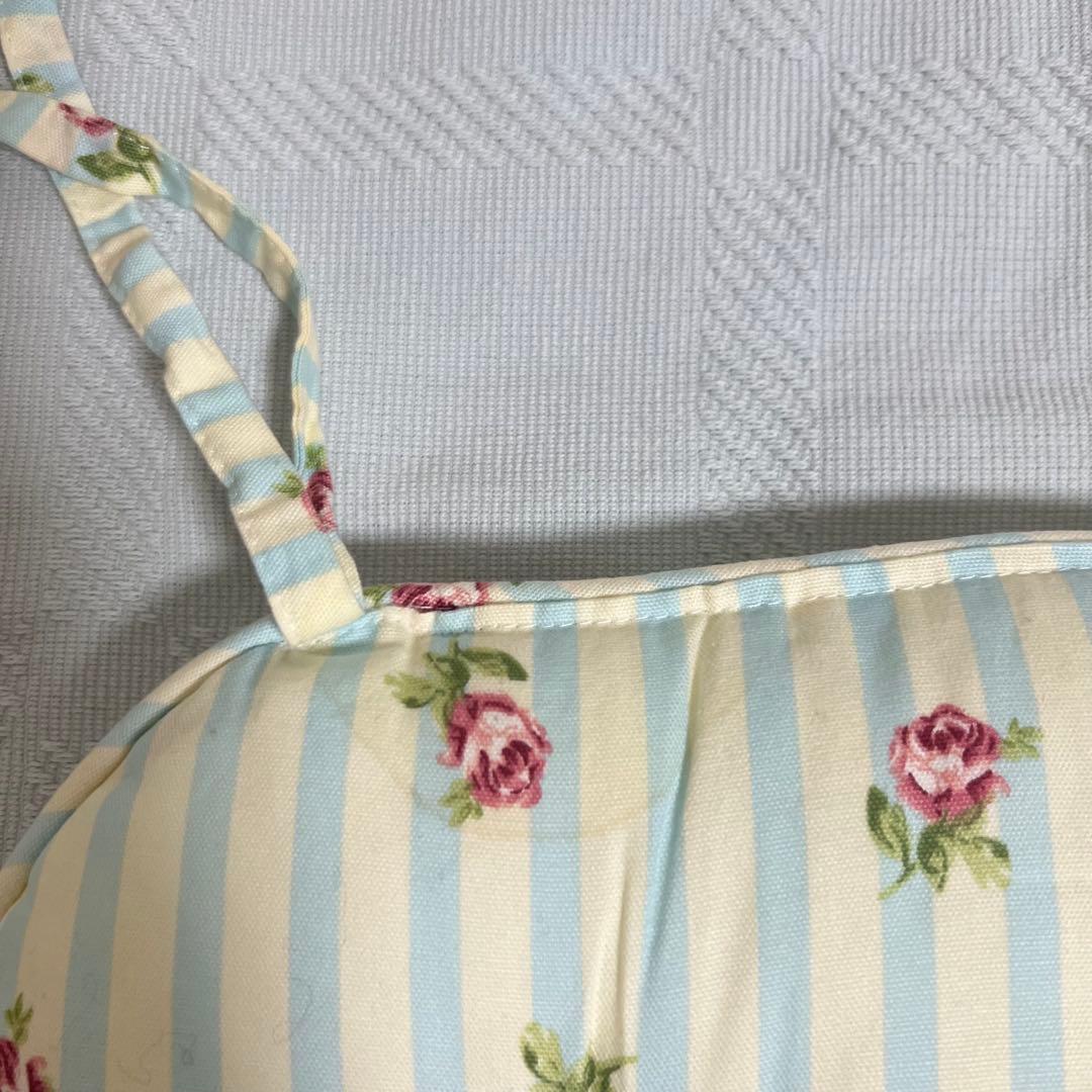 ローラアシュレイ☆シートクッション/椅子 用クッション（新品1枚＋シミあり1枚）
