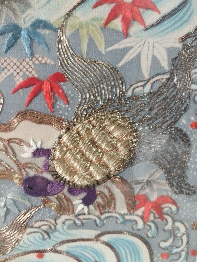 開運■縁起物■鶴亀太古岩紋様・縮緬打掛(額装仕上げ)華麗なる繊細な和装文化刺繍