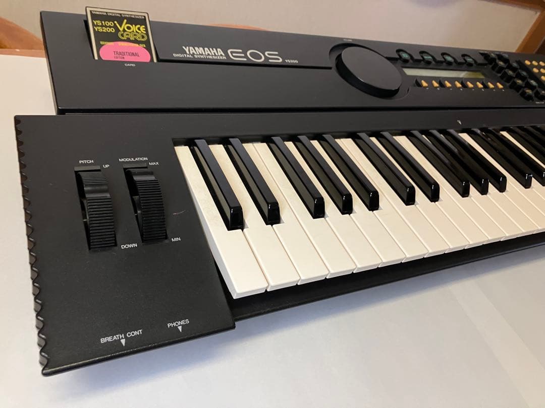 希少！ YAMAHA EOS シンセサイザー VoiceCard ケース付