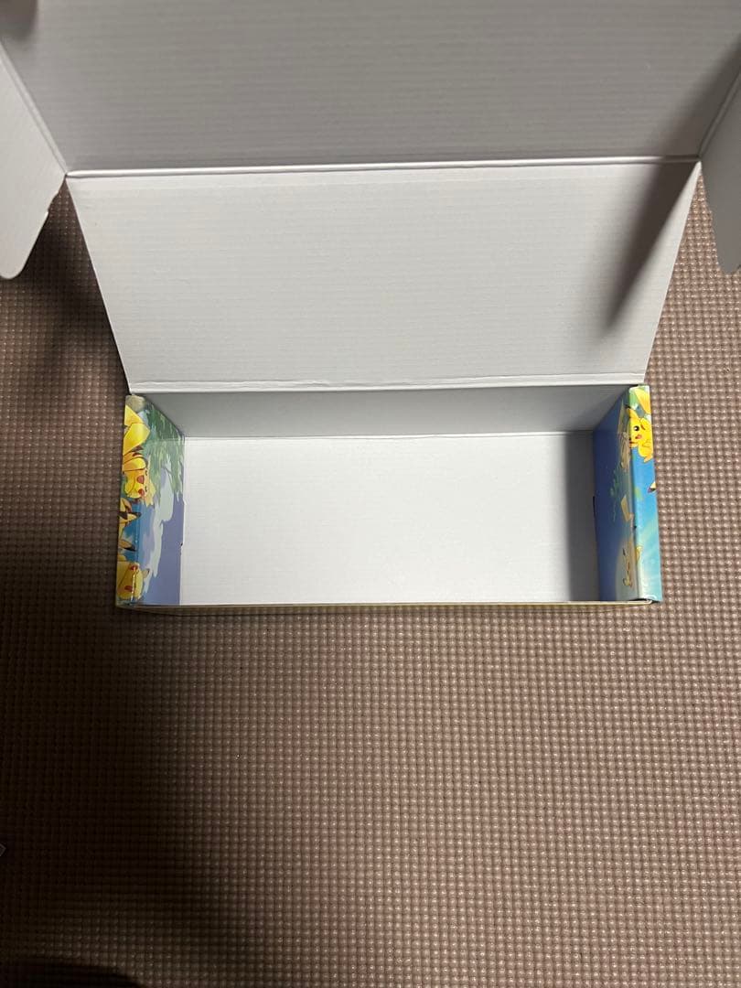 超電ブレイカーデッキ　ピカチュウ　カードケース付き