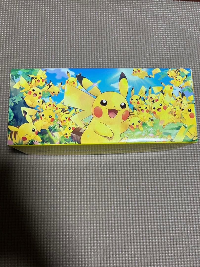 超電ブレイカーデッキ　ピカチュウ　カードケース付き