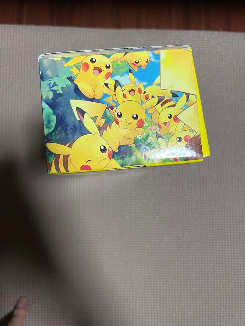 超電ブレイカーデッキ　ピカチュウ　カードケース付き