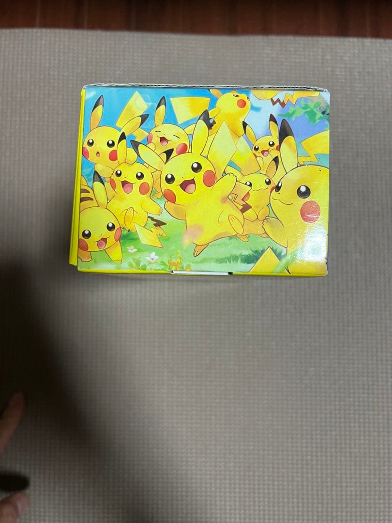 超電ブレイカーデッキ　ピカチュウ　カードケース付き