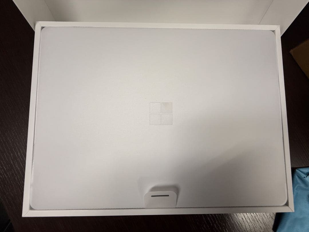 【使用少美品】ZGJ-00020 Surface Laptop 13.8第7世代