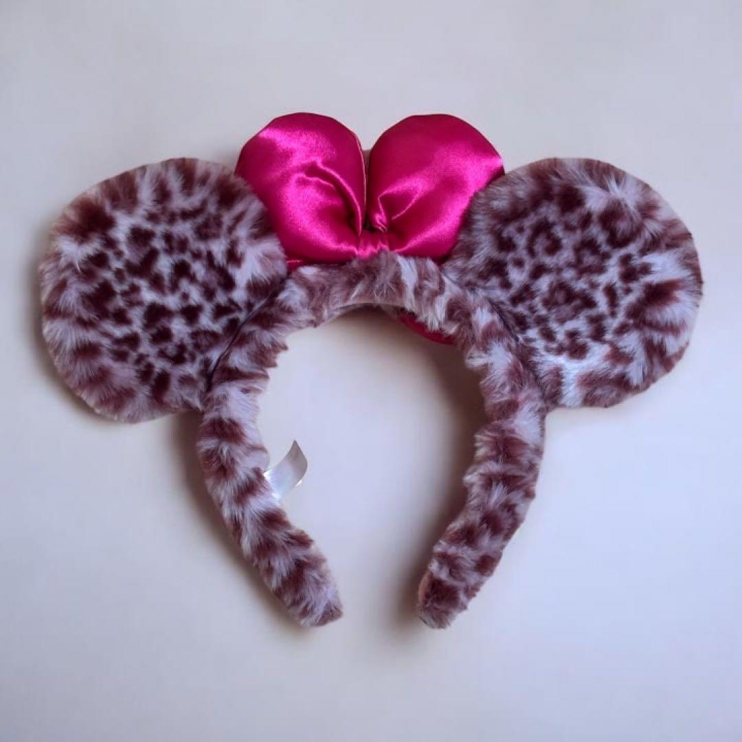 【美品】ディズニー ピンク ヒョウ柄 ミニー カチューシャ 【廃盤】