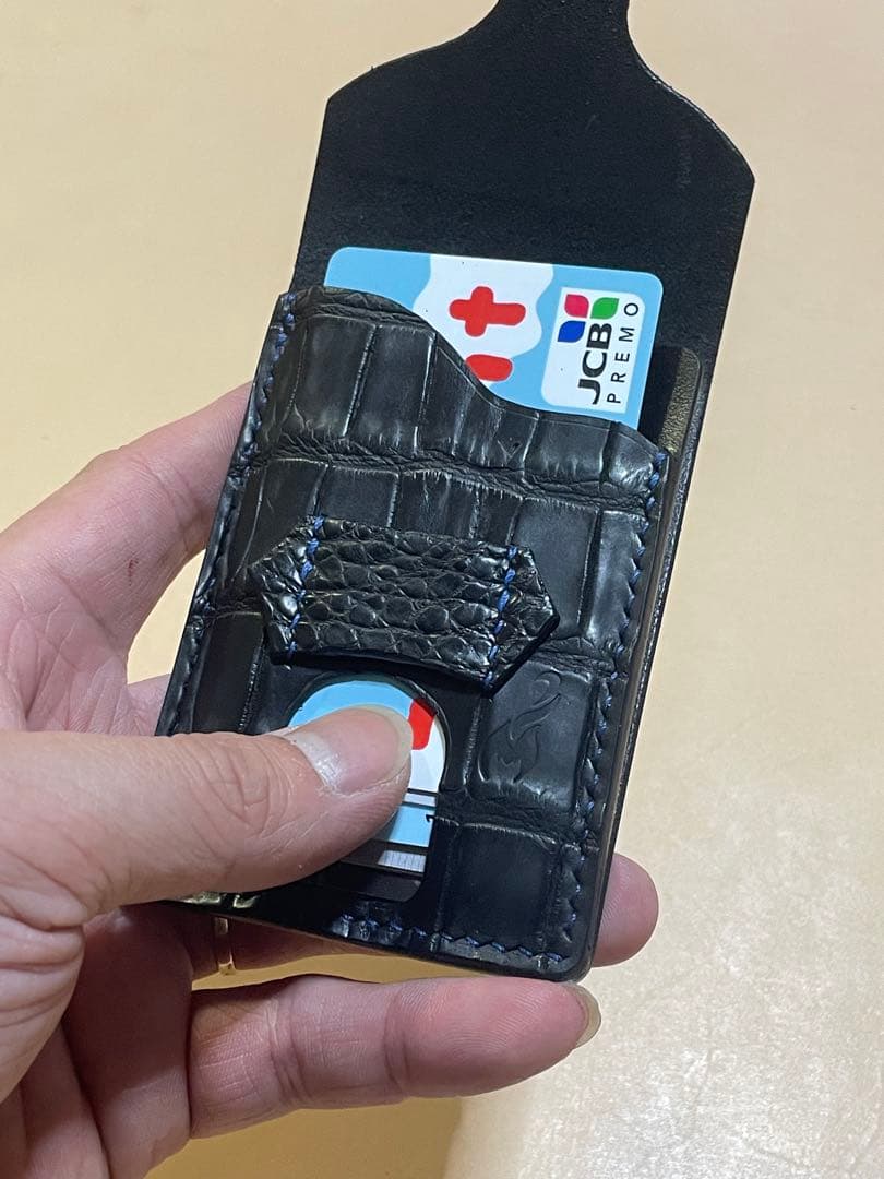 クロコダイル革、牛レザー・カードケース・名刺・ 定期.