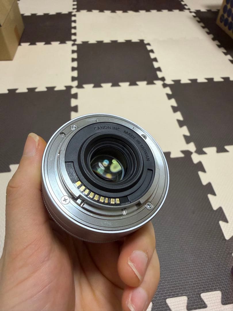 Canon 単焦点 パンケーキレンズ ミラーレス EF-M22 シルバー
