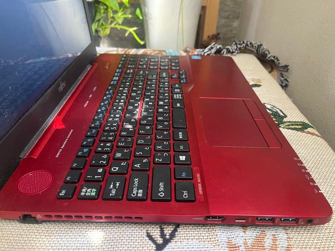高年式✨ノートパソコン✨人気の富士通✨届いてすぐ使える✨Bluetooth
