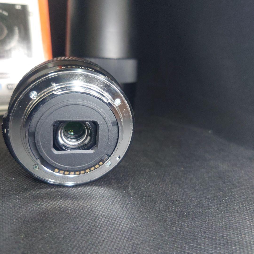 しろくろ様　SONY ミラーレス一眼 α6000 ダブルズームレンズキット予バ付