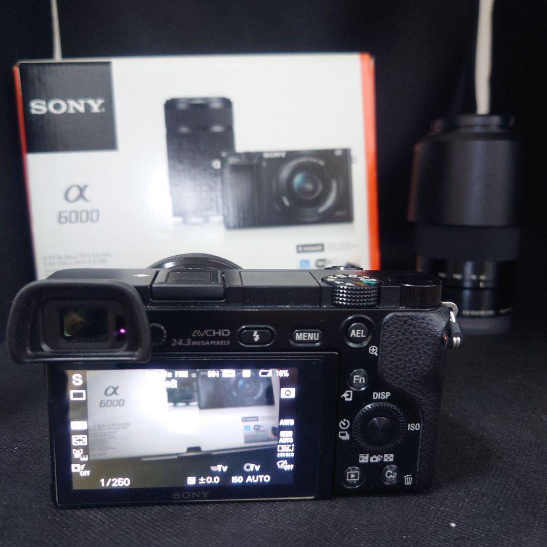 しろくろ様　SONY ミラーレス一眼 α6000 ダブルズームレンズキット予バ付