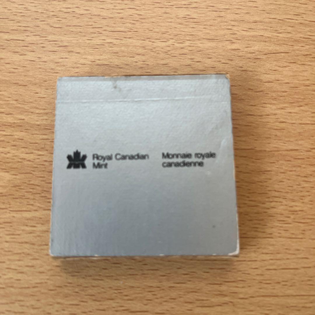 カナダ 1ドル 硬貨 エリザベス2世 蒸気機関車　1886年