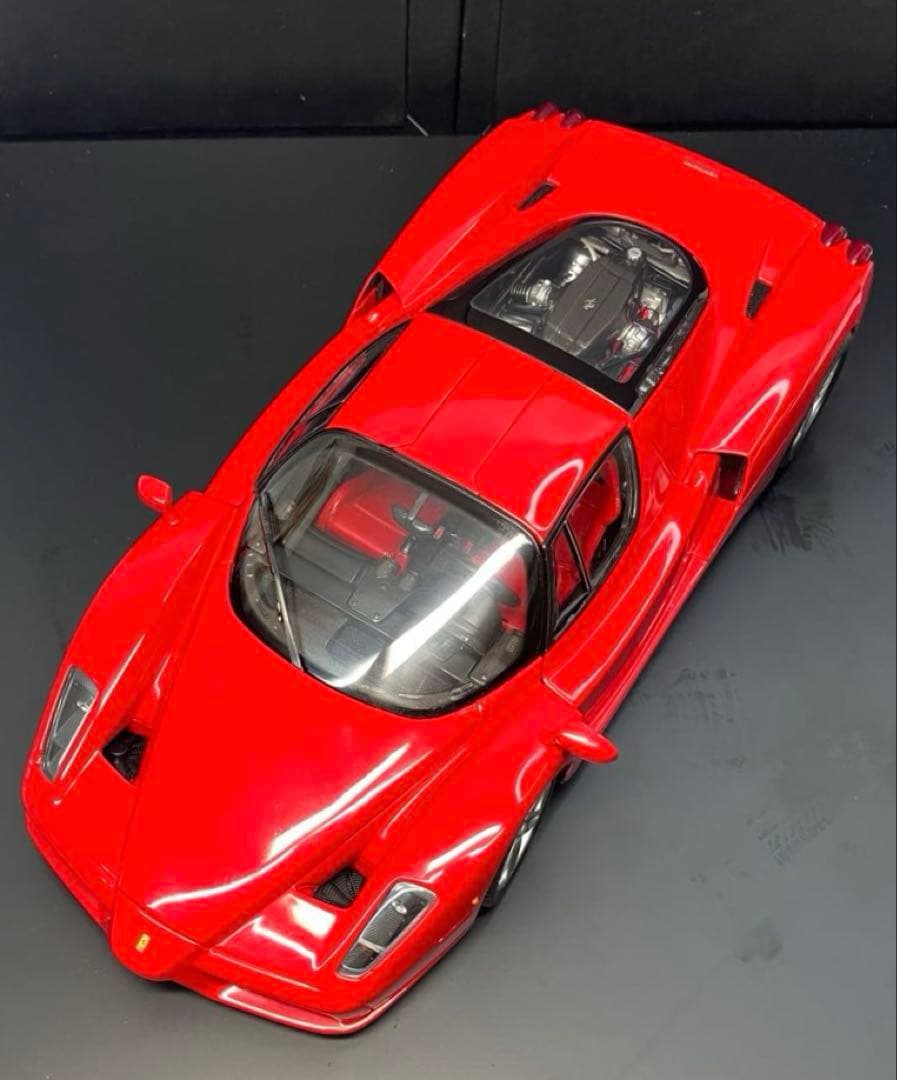 【美品】BBR 1/18 エンツォ・フェラーリ ダイキャスト フル開閉モデル