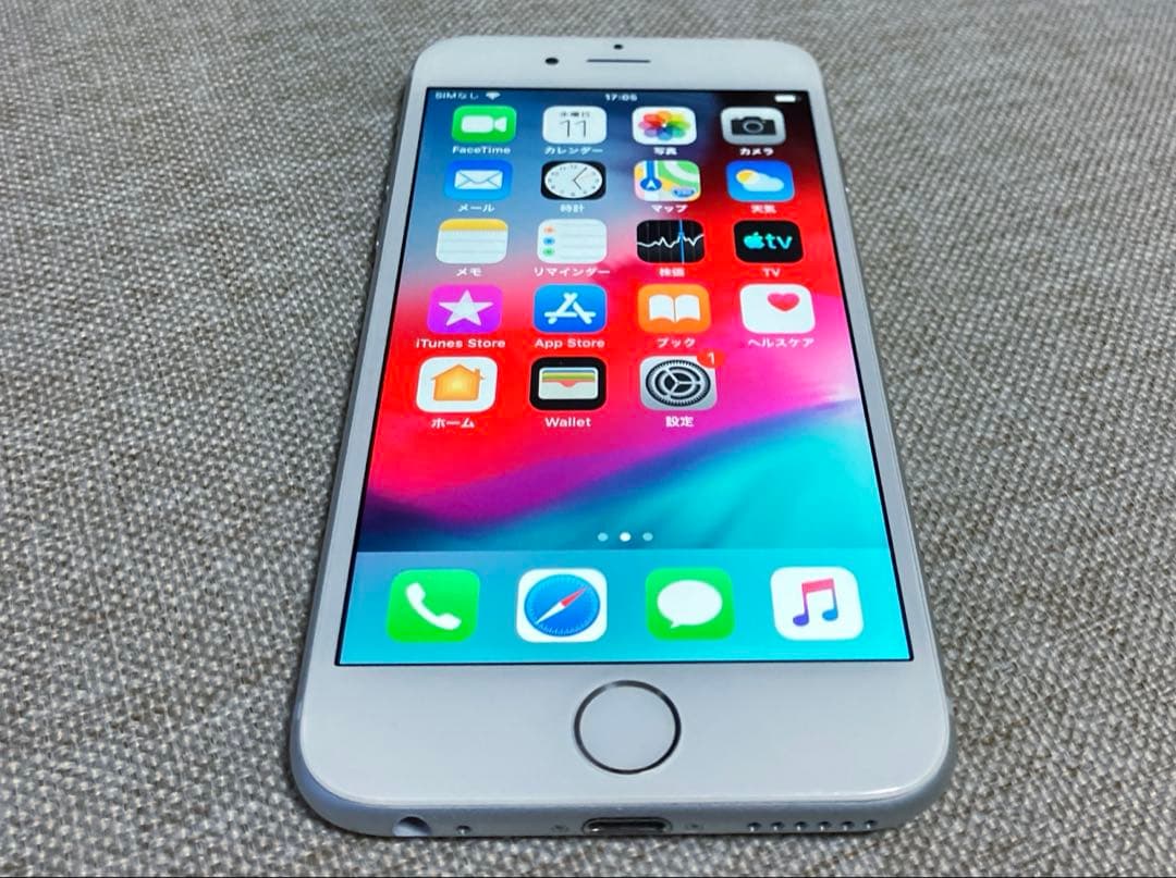 iPhone6 バッテリー最大99% A1586 16G docomo