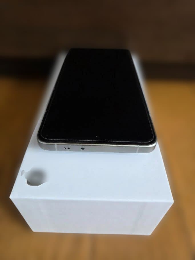 Xiaomi14TPro　256GB チタングレー　ほぼ未使用　おまけつき