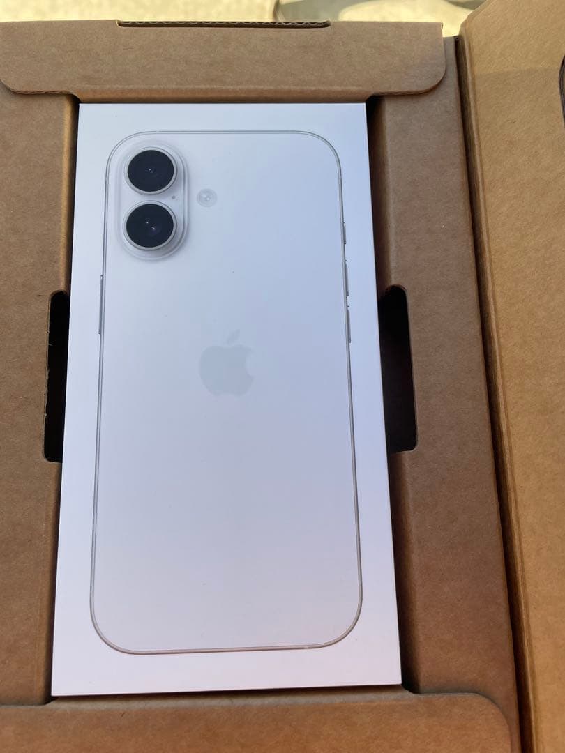 Apple iPhone 17 ホワイト　256GB