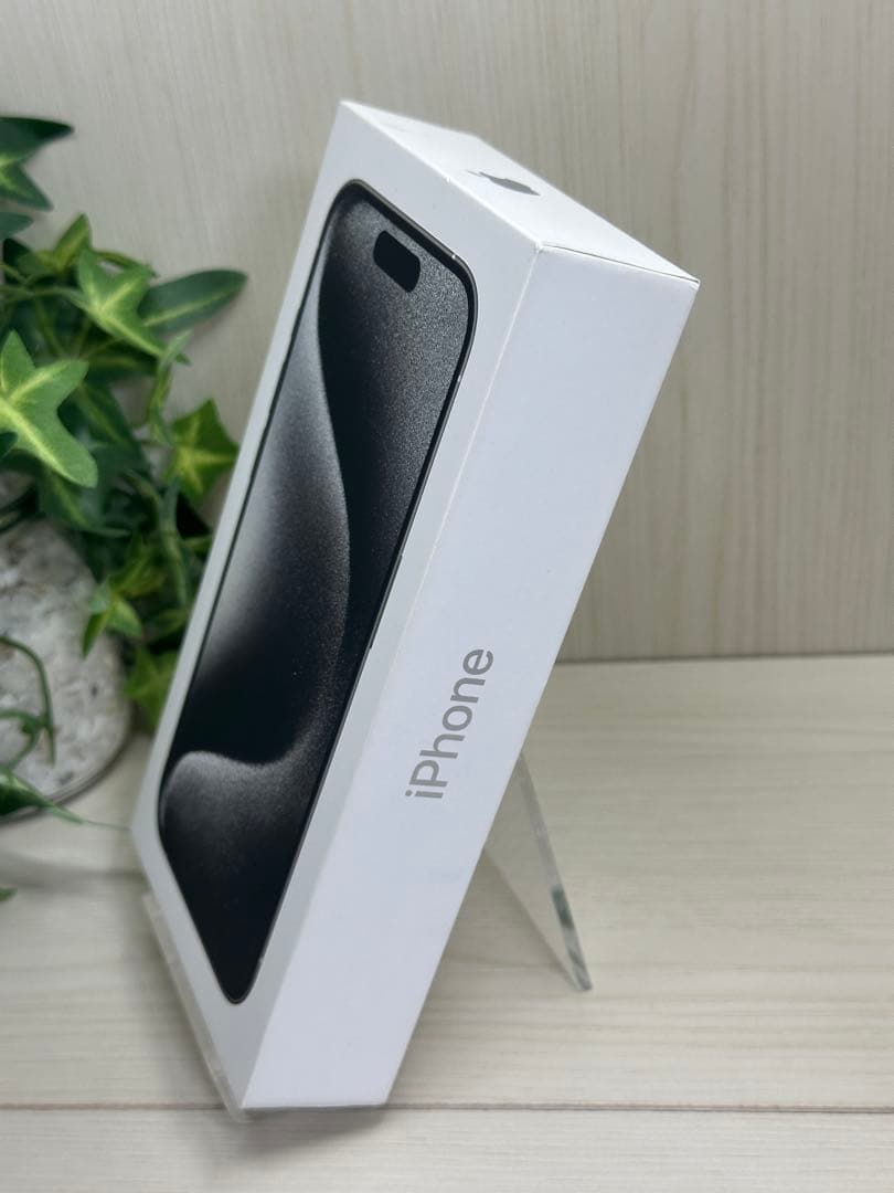 ちゃっぴー✅✨新品同様✨ iPhone 15 Pro 128GB ⭐️❣️
