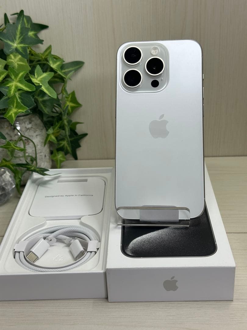 ちゃっぴー✅✨新品同様✨ iPhone 15 Pro 128GB ⭐️❣️