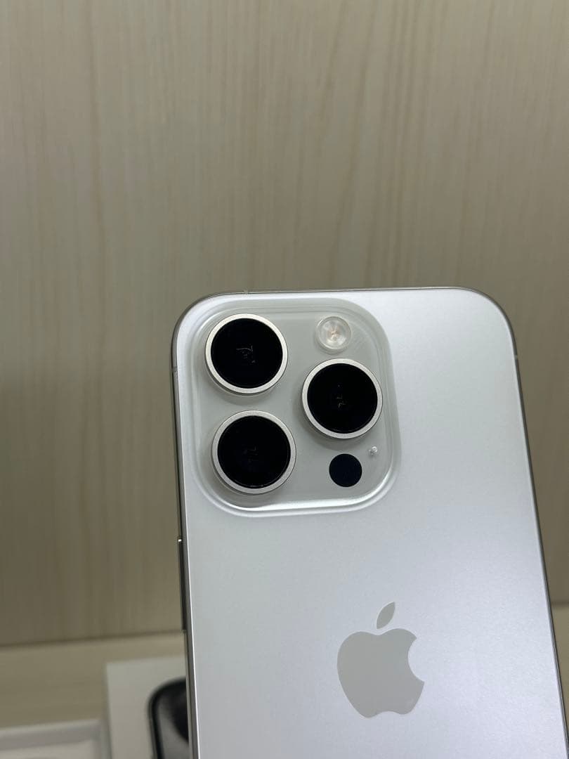 ちゃっぴー✅✨新品同様✨ iPhone 15 Pro 128GB ⭐️❣️