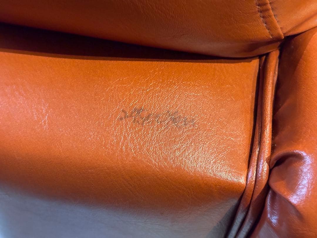 カリモク　karimoku オレンジソファ　タフティング　ヴィンテージ　SG