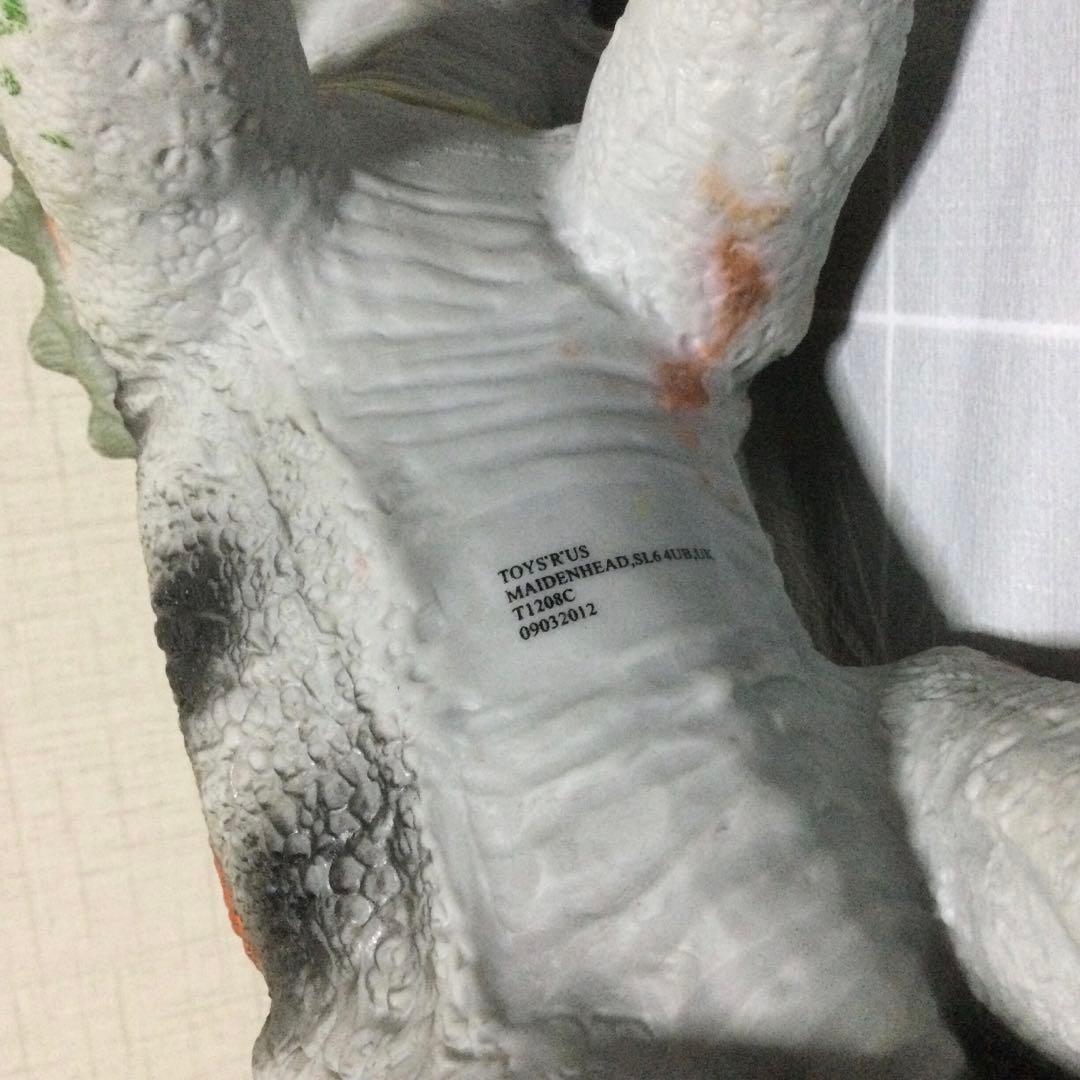 値下げ　恐竜フィギュア　５体　38〜52cm
