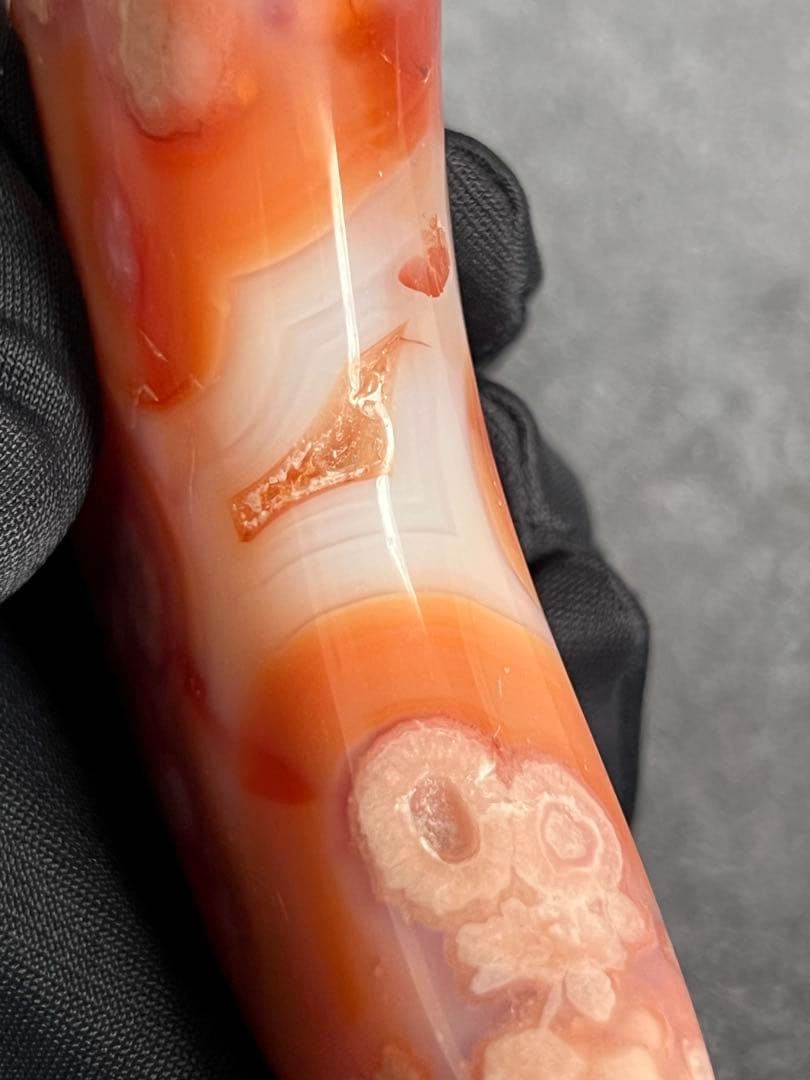 高品質　カーネリアン　フラワーアゲート　桜瑪瑙　月　ムーン　台座付き