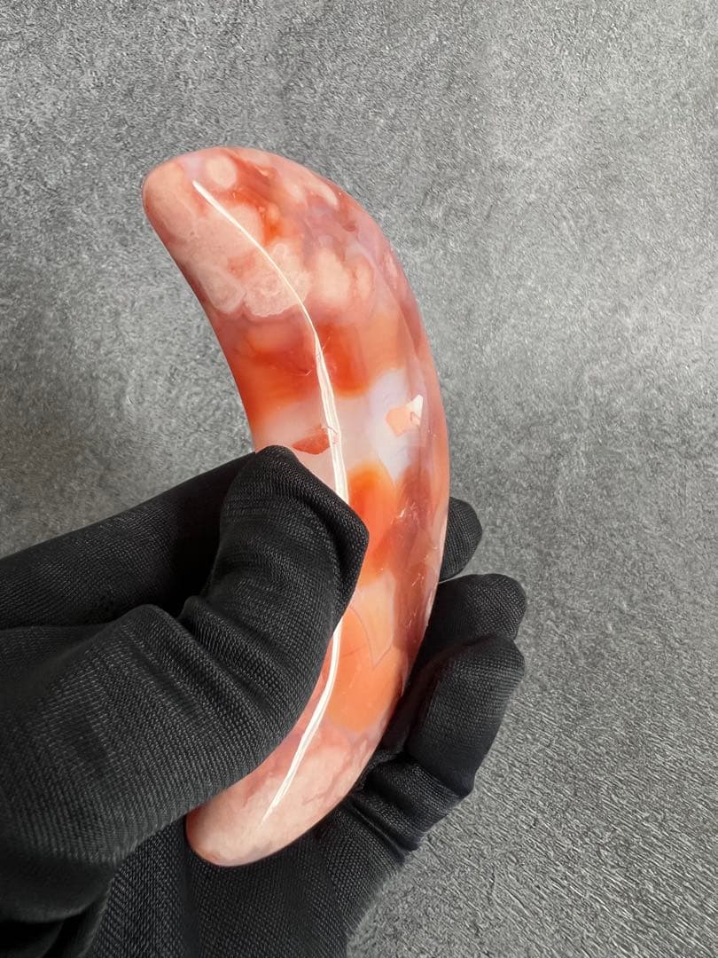 高品質　カーネリアン　フラワーアゲート　桜瑪瑙　月　ムーン　台座付き