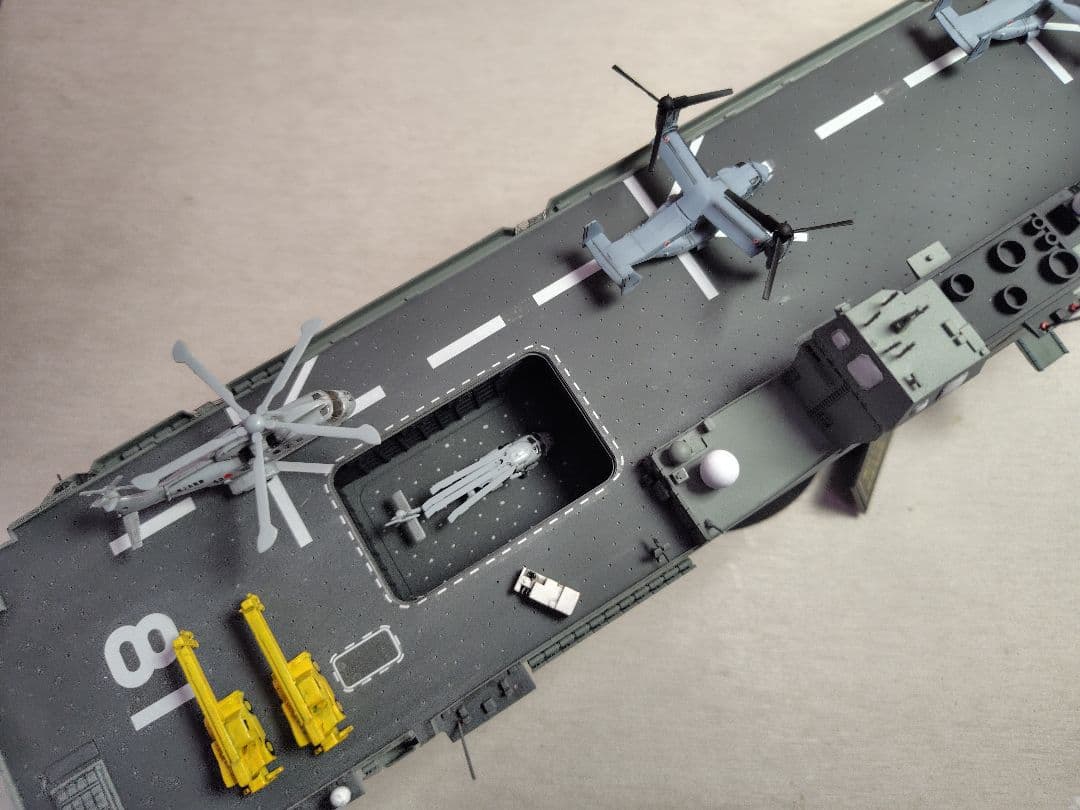 フジミ 海上自衛隊 ＤＤＨ 181 「ひゅうが」1/350 完成模型