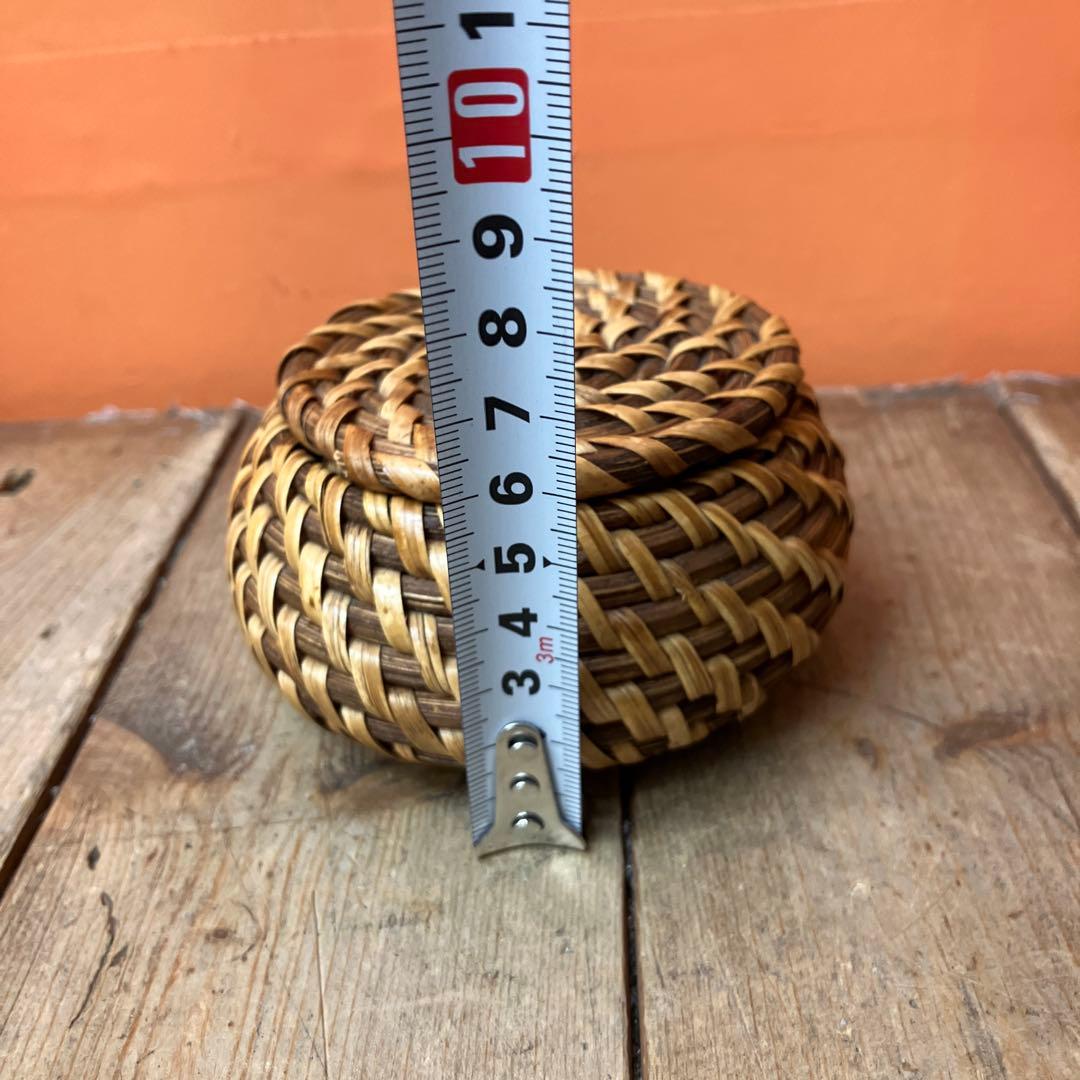 B-壁 ラタン バスケット 籐 籠 カゴ 収納バスケット 蓋付きバスケット 小物