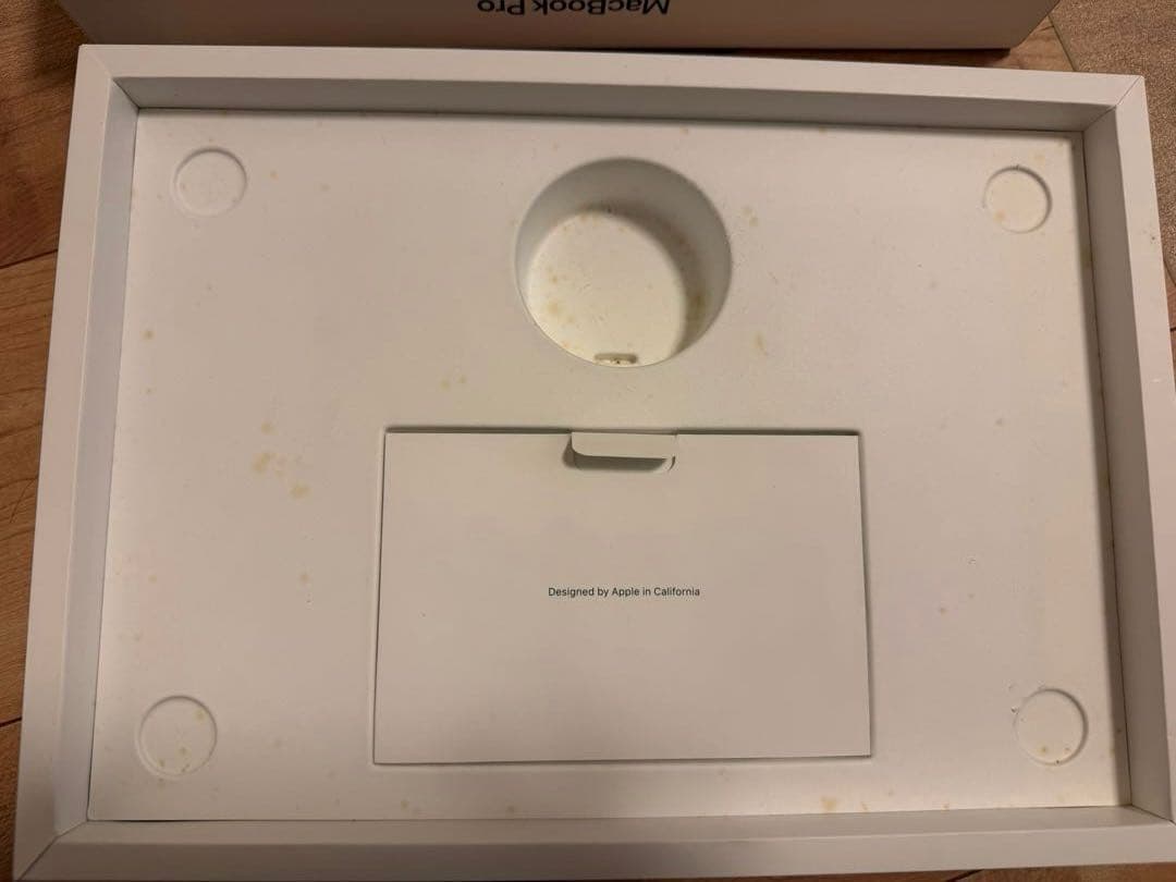 Apple MacBook Pro 13インチ M1 8G/512G