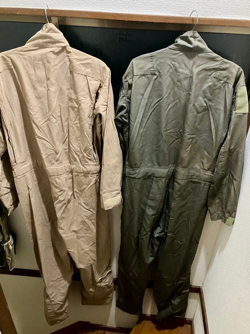 米軍放出品　CWU-27P ノーメックスフライトスーツ　2色セット　でっかいです