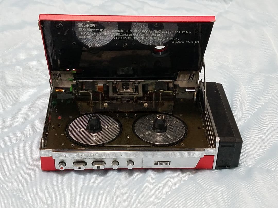 SONY WALKMAN WM-F202 カセットプレーヤー 赤