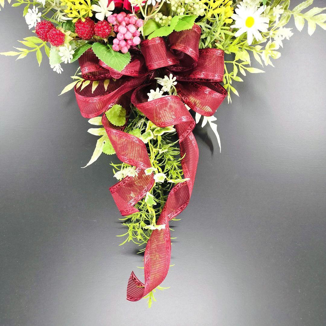 商品名【咲華】華やか❤️カーネーションの花束風スワッグリース 春リース玄関リース