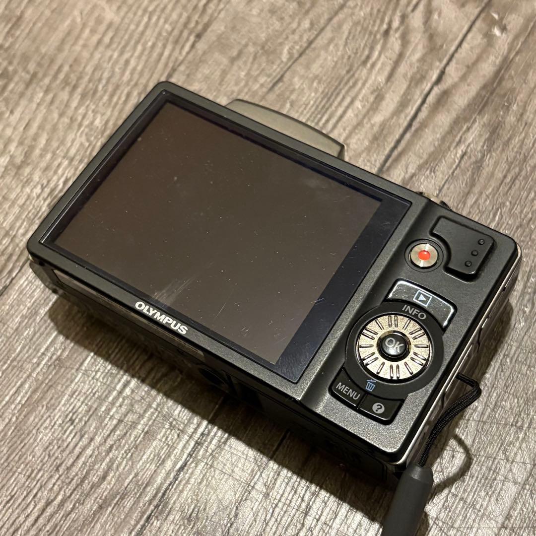 OLYMPUS SZ-20 FULL HD 3D コンパクトデジタルカメラ