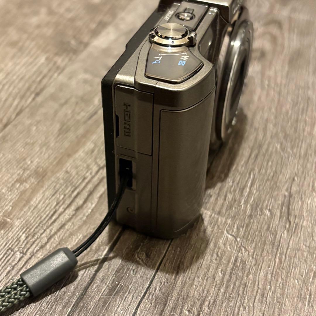 OLYMPUS SZ-20 FULL HD 3D コンパクトデジタルカメラ
