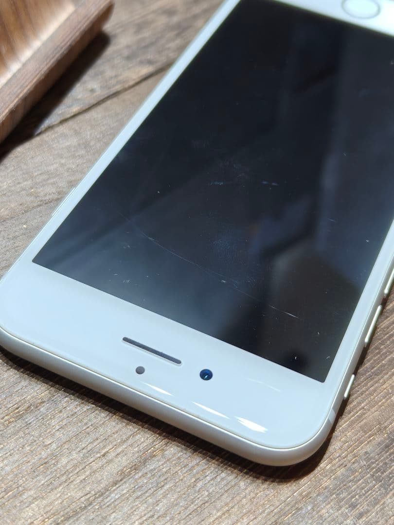 iphone８ 64GBSIMフリー スマホ