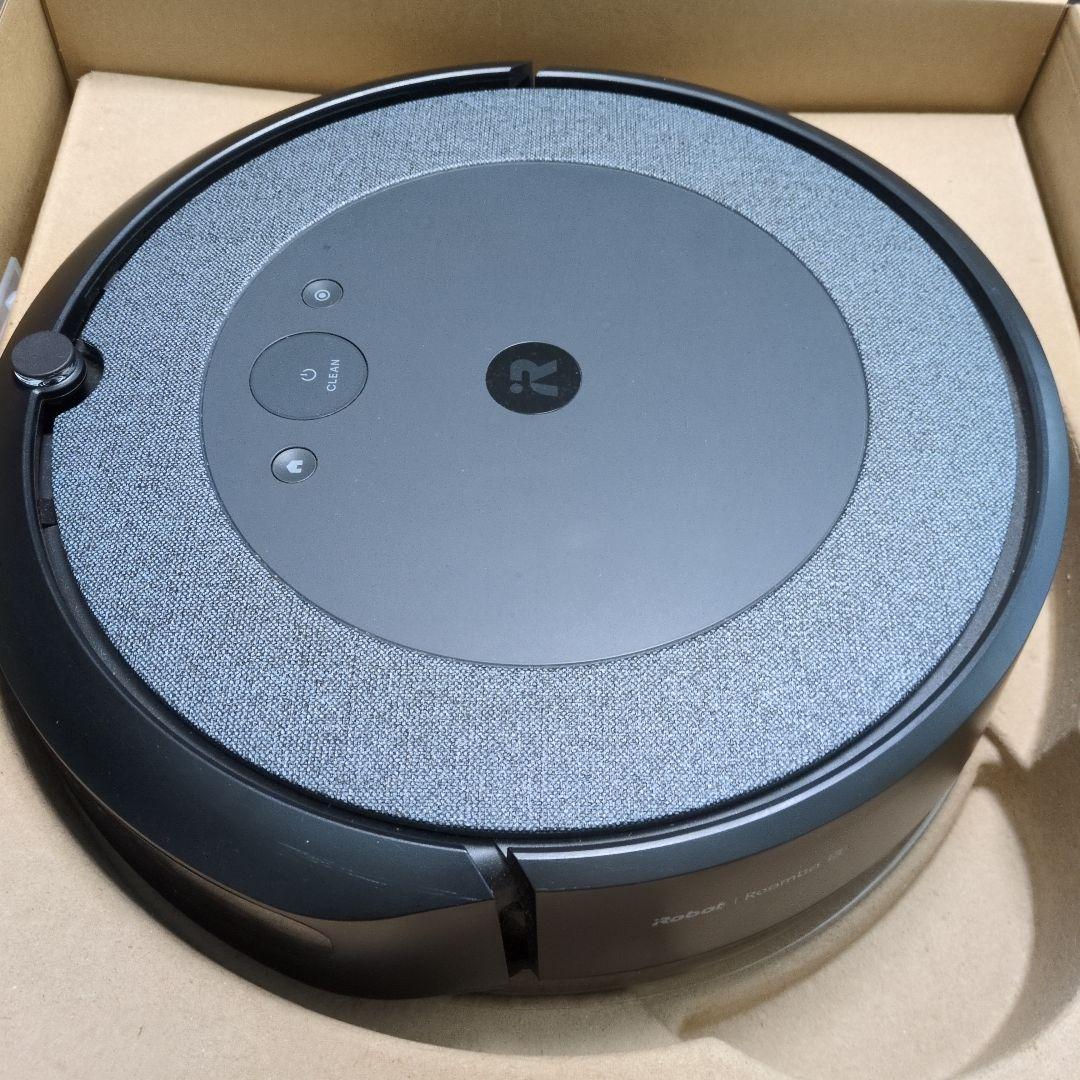 iRobot Roomba i3＋　自動ゴミ収集機能（クリーンベース）付き