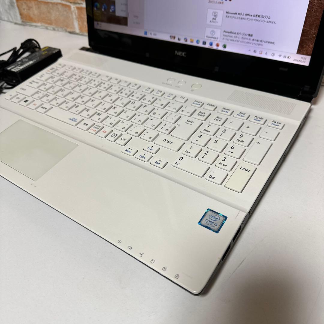 美品NECノートPC FHD SSDメモリ8GB Windows11オフィス付き