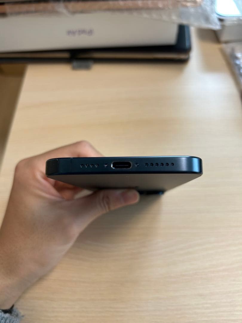 【海外版！】【即日発送！】iPhone15ProMax(MU7K3ZP/A)