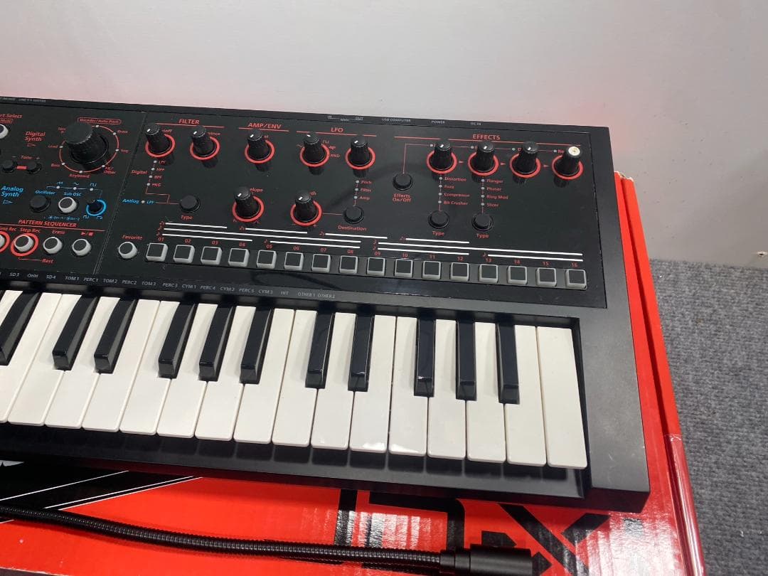 Roland JD-Xi シンセサイザー