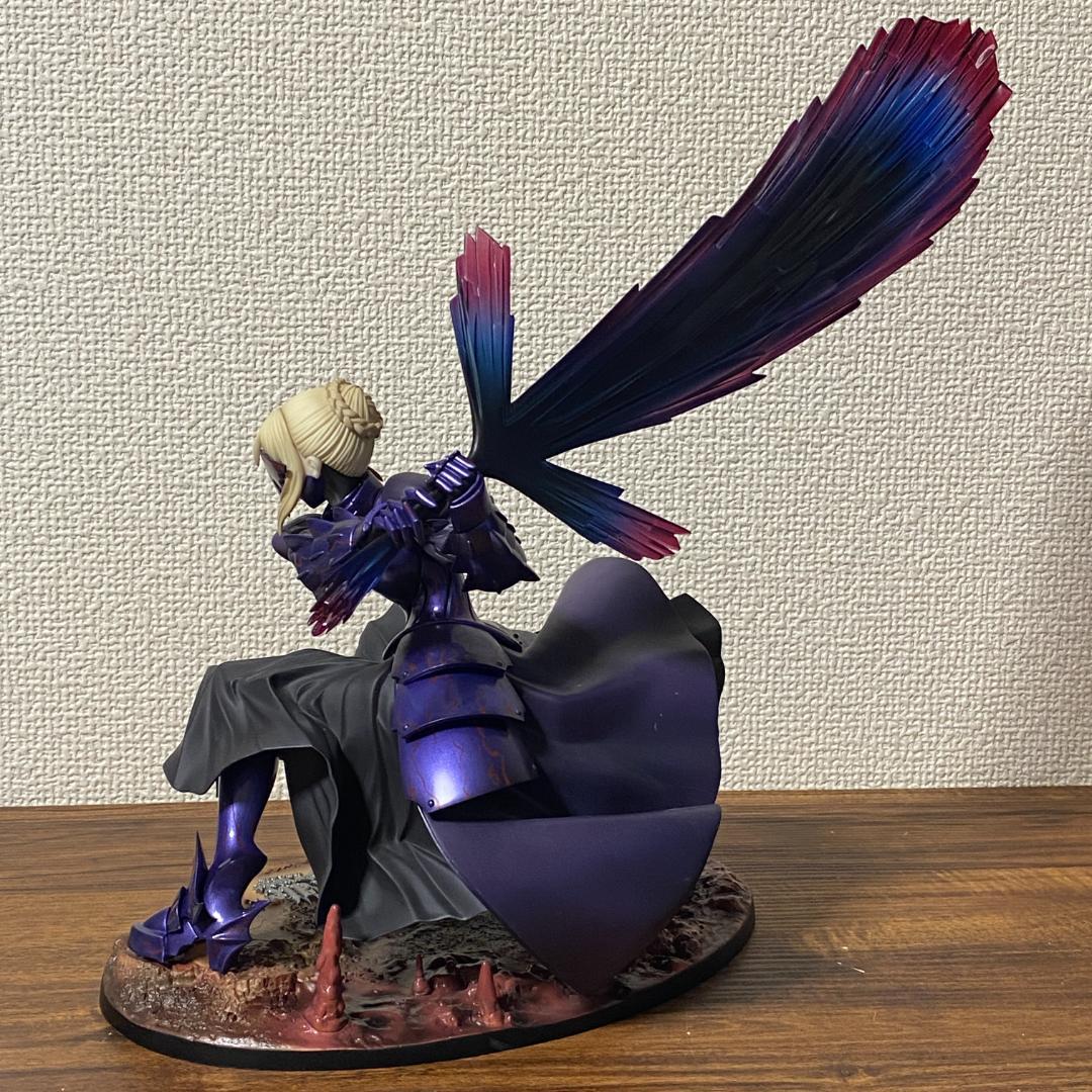 セイバー/アルトリア・ペンドラゴン[オルタ] 1/7スケールフィギュア