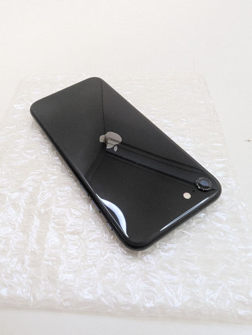 iPhone SE 第2世代 ブラック 64GB 4