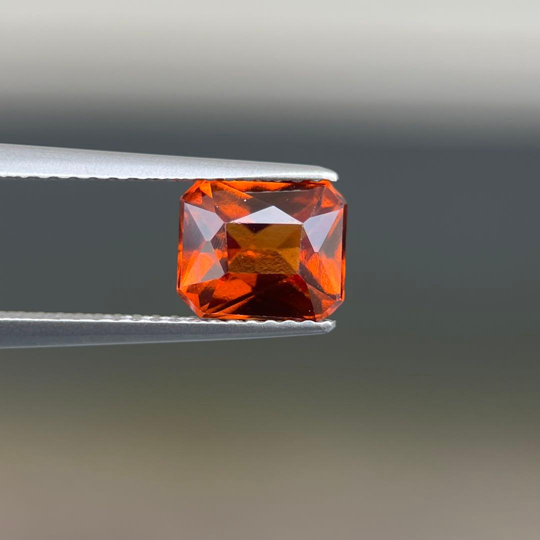 スリランカ産非加熱天然グロッシュライトガーネットルース