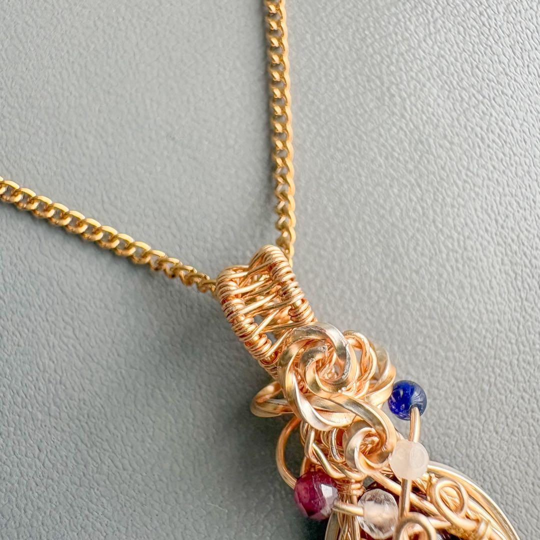 2点おまとめ ヘソナイトガーネット 、レインボームーンストーンペンダントトップ