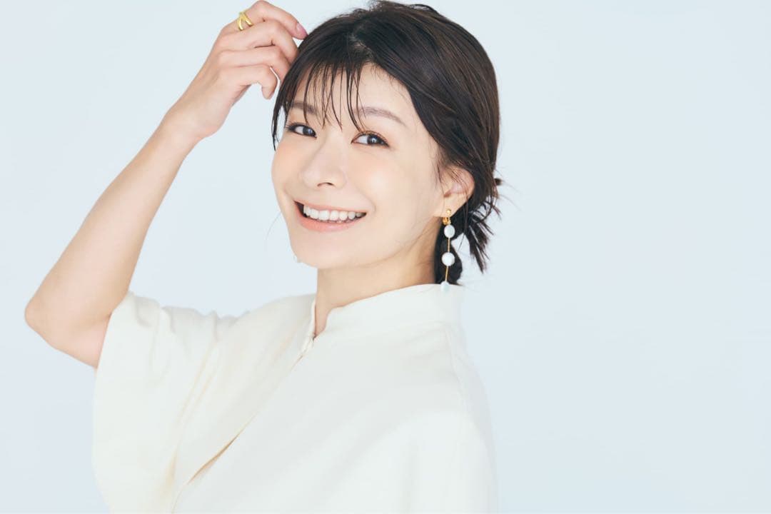 八田亜矢子　直筆サイン色紙