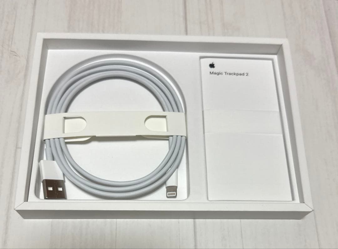 Apple Magic Trackpad2 ホワイト