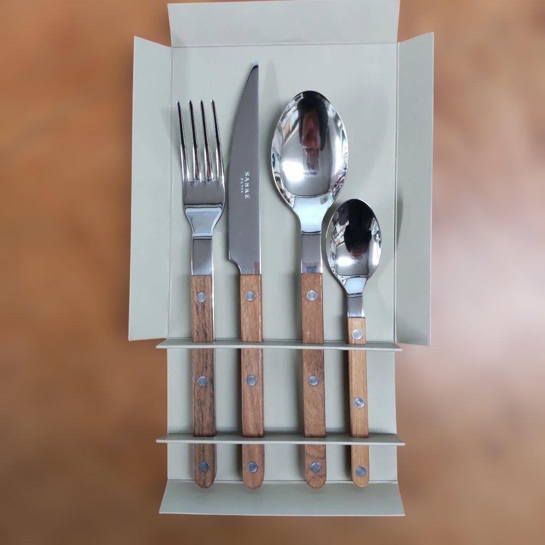 未使用品　サーブルSABRE カトラリー４本セット　フランス製