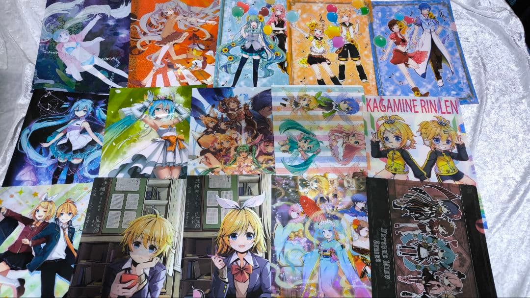 (バラ売り不可)初音ミク　クリアファイル50枚超　千本桜