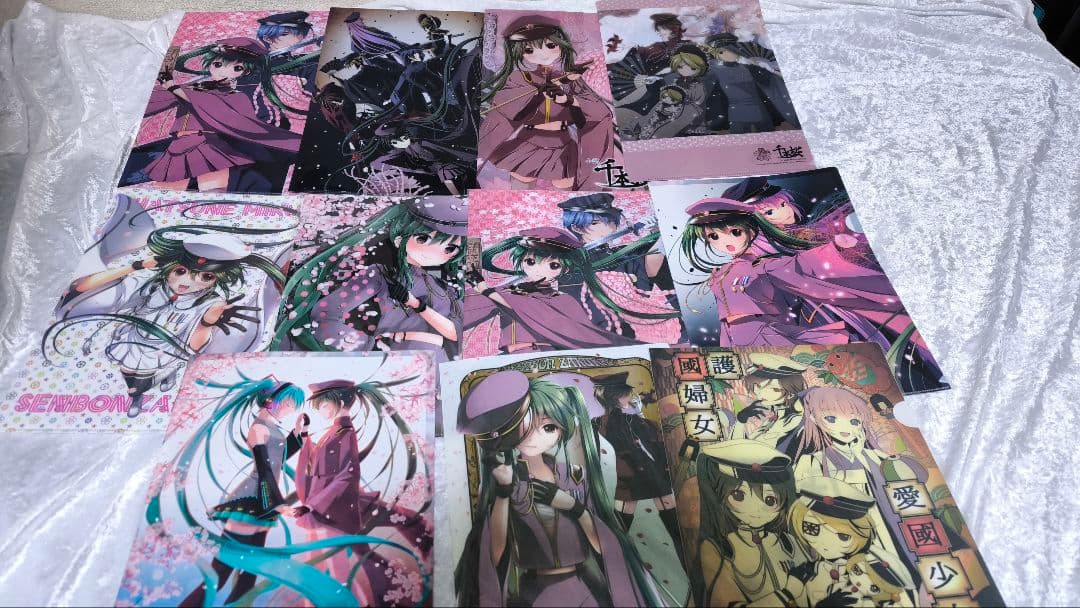 (バラ売り不可)初音ミク　クリアファイル50枚超　千本桜