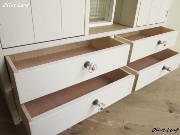 サイズ、デザインオーダー可！●２扉４引出キャビネット●シャビーホワイト●受注製作