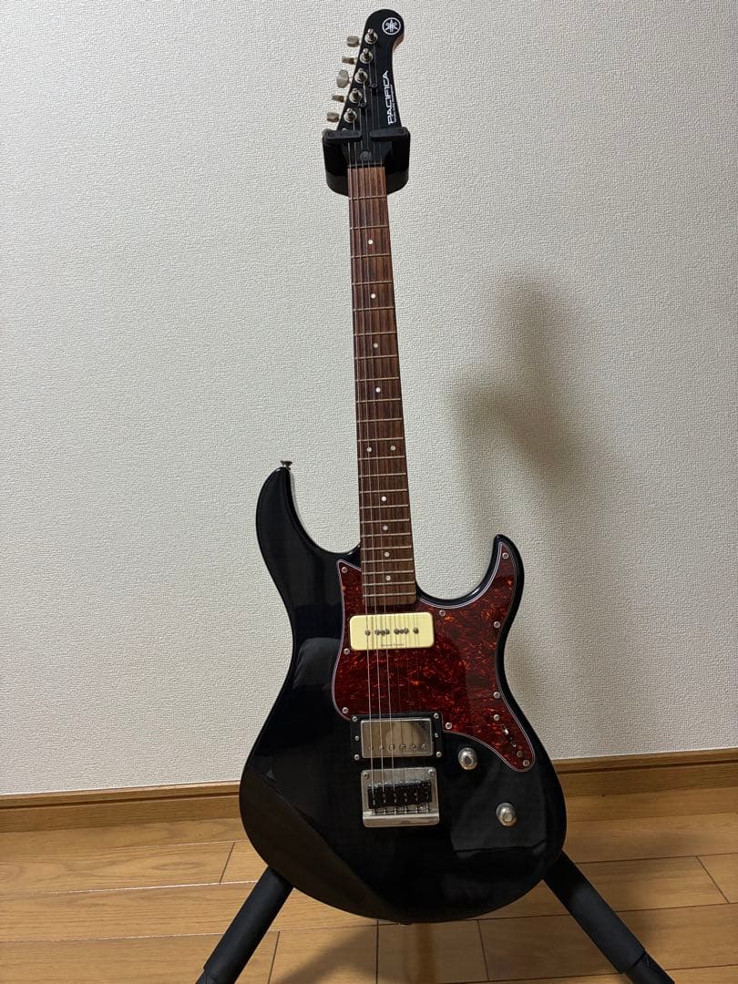 おまけ追加、最後の写真のまんがYAMAHA パシフィカ611 HFM